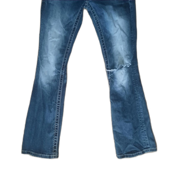 Miss Me Standard Bootcut Jeans Embellished Busted Knee Size 26 - Picture 4 of 8